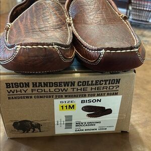 Duluth Trading Men's Dark Brown Driving Moccasins BRAND NEW Size 11
